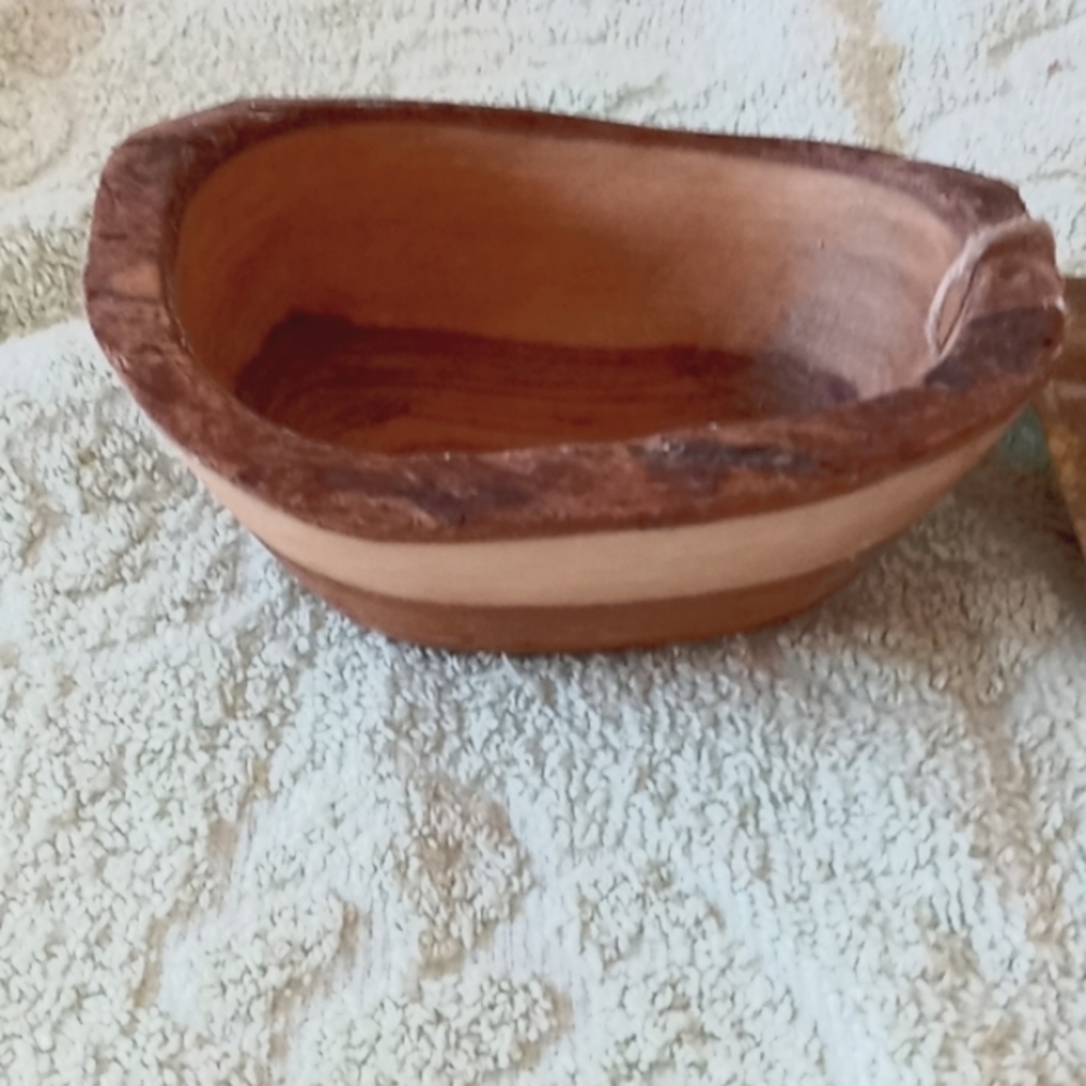 Italian Arte Legno handcrafted Olive Wood Bowl - Picture 3 of 5